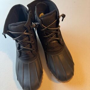 Nautica Vintage Quilted Boots | 9